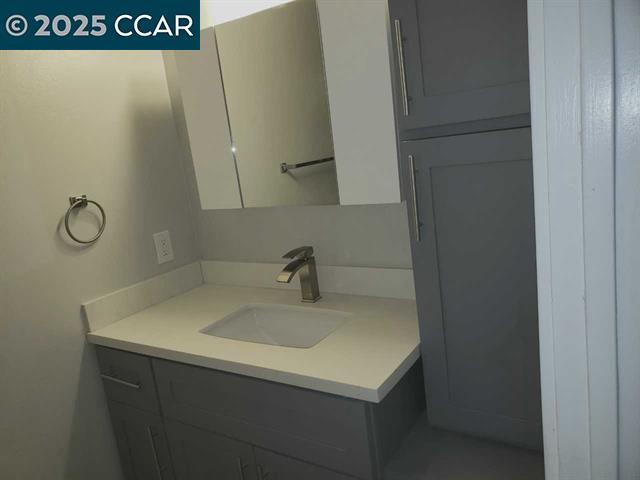 Foto del edificio - 2742 Oak Rd