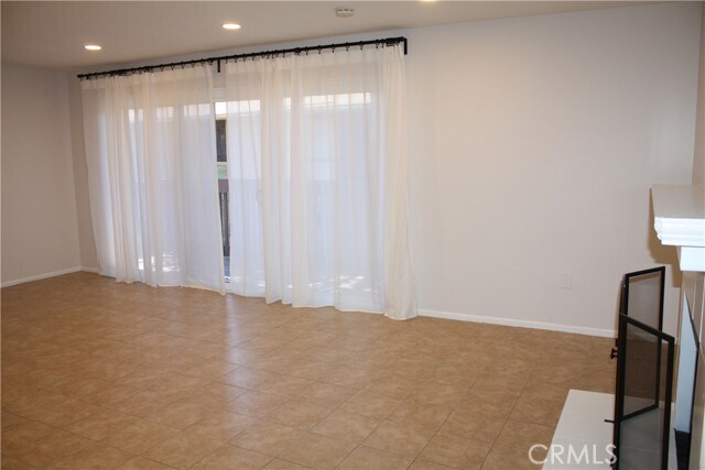 Building Photo - 1094 Cabrillo Park Dr