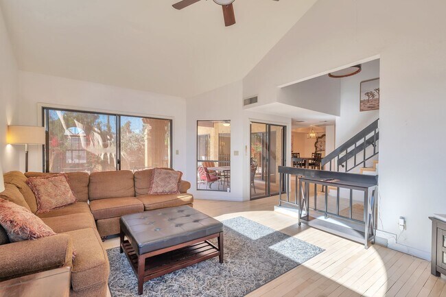 Building Photo - Gorgeous Furnished Home in McCormick Ranch