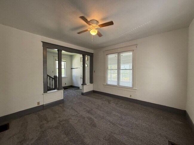 Foto del edificio - 3 bed, 1.5 bath home for lease!