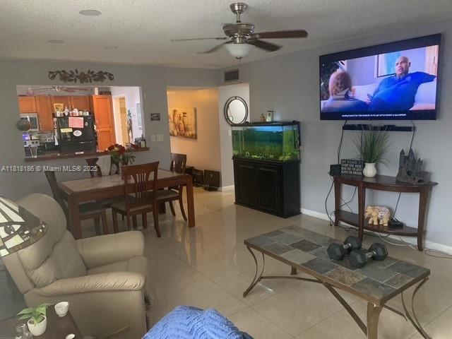 Foto principal - 5140 SW 40th Ave