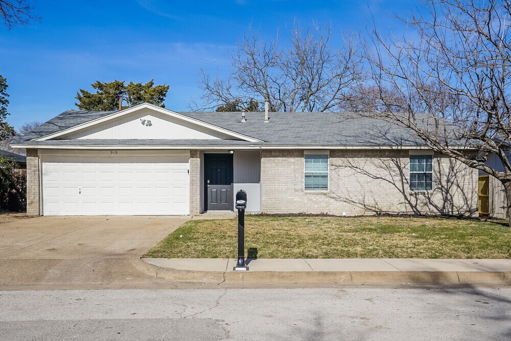Foto principal - 919 Bennett St