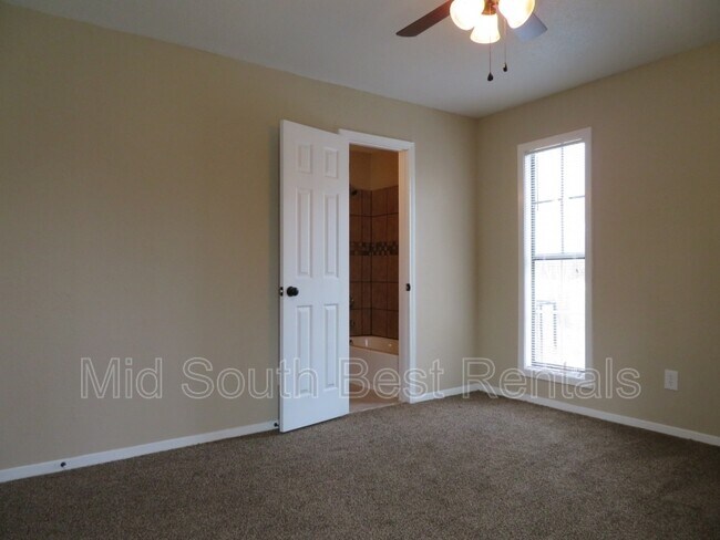 Foto del edificio - 3900 Brandy Ave