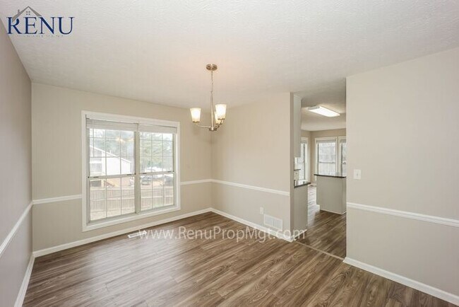 Foto del edificio - Now Available! 4 Bedroom 3 Bath!