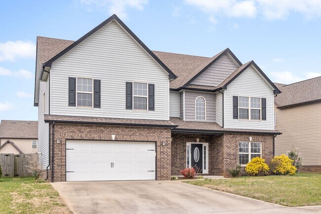 Building Photo - *** GREAT TWO STORY CONTEMPORARY HOME ***