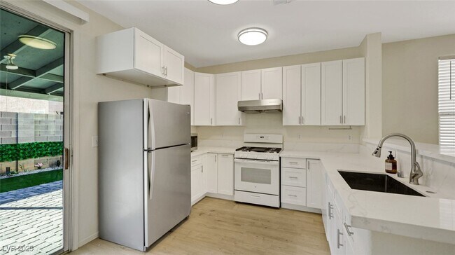 Building Photo - 2633 Spider Cactus Ct