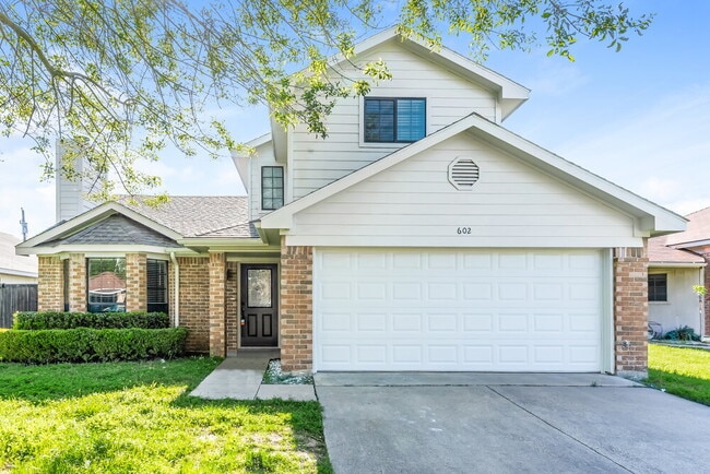 Building Photo - 602 Laurel St