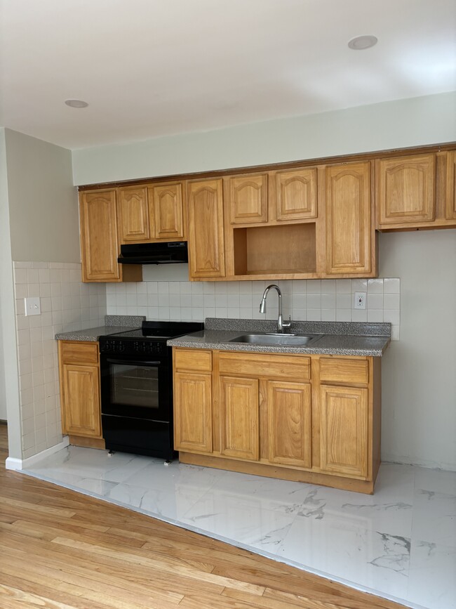 270 Stuyvesant Ave 1 - 272 Stuyvesant Ave