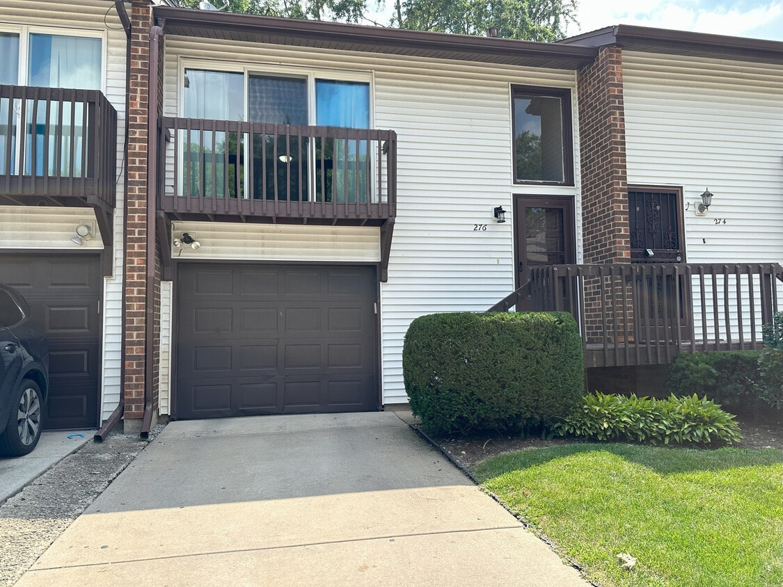 Primary Photo - 276 Sioux Dr