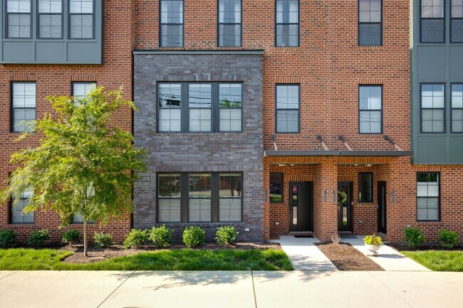 Foto del edificio - Renovated 2-Bedroom Condo Located in the H...