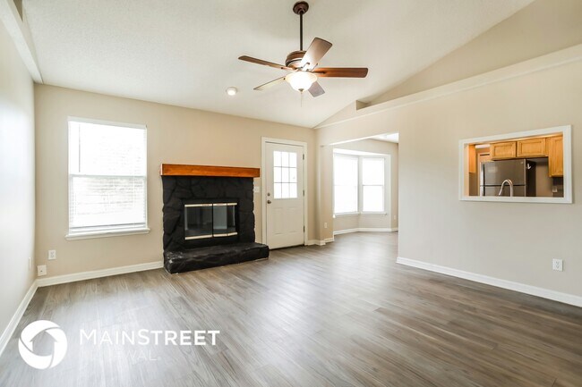 Foto del edificio - 2944 Whirlaway Ct