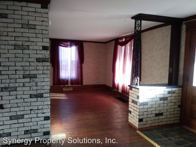Foto del edificio - 4 br, 2 bath House - N. Wiley St  124