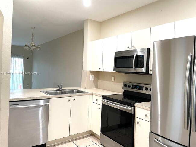 Building Photo - 7911 Tuscany Ct