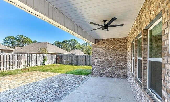 Building Photo - 231 Conner Cir