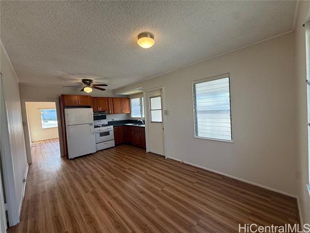 Building Photo - 1508 Palolo Ave