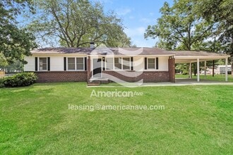Building Photo - 883 Medfield Rd