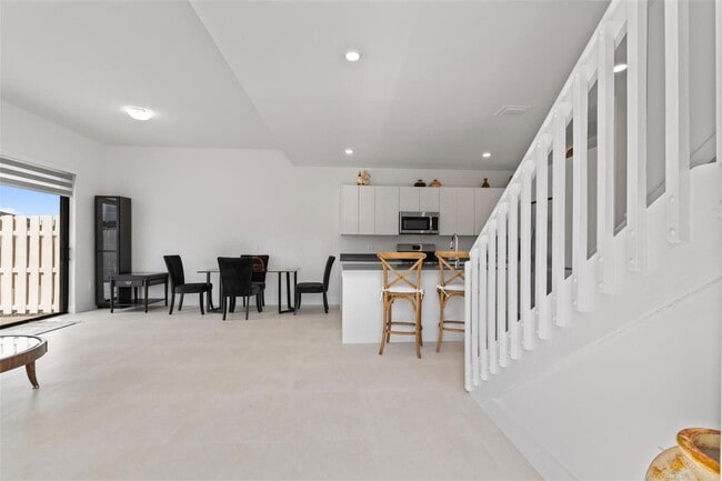 Building Photo - 18920 SW 344th Ter