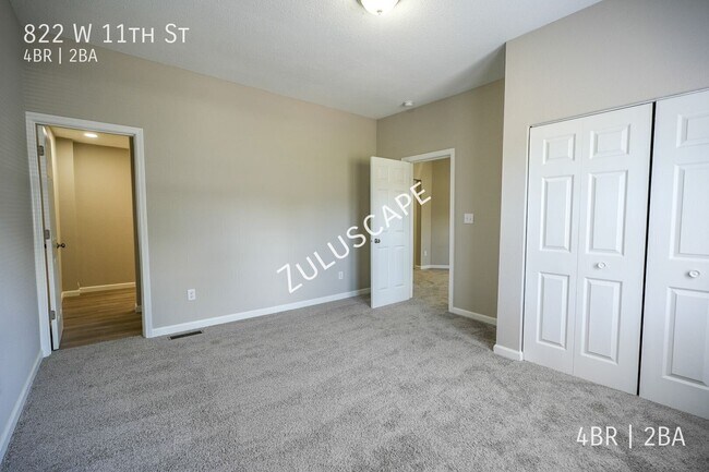 Foto del edificio - 822 W 11th St