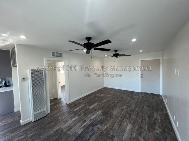 Building Photo - 9110 Hall Rd