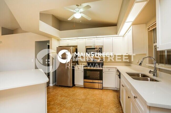 Foto del edificio - 2108 NE 15th Ln