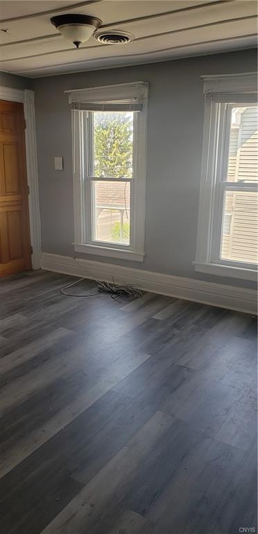 Building Photo - 634 Leray St