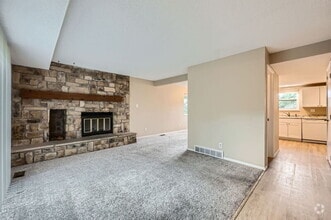 Building Photo - 1025 Moorings Dr