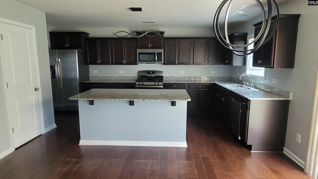 Building Photo - 515 Kimpton Dr