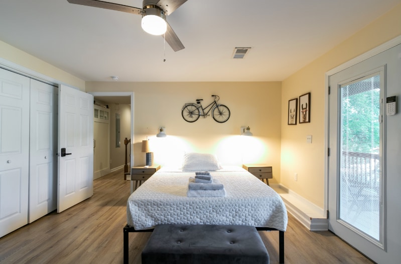 Photo - 4111 Fredericksburg Dr (College Park, GA)