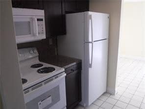 Building Photo - 4100 NW 16th Ave