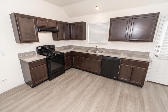 Building Photo - 5431 Plantation Forest Dr