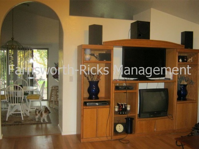 Foto del edificio - 9230 E Ellis St