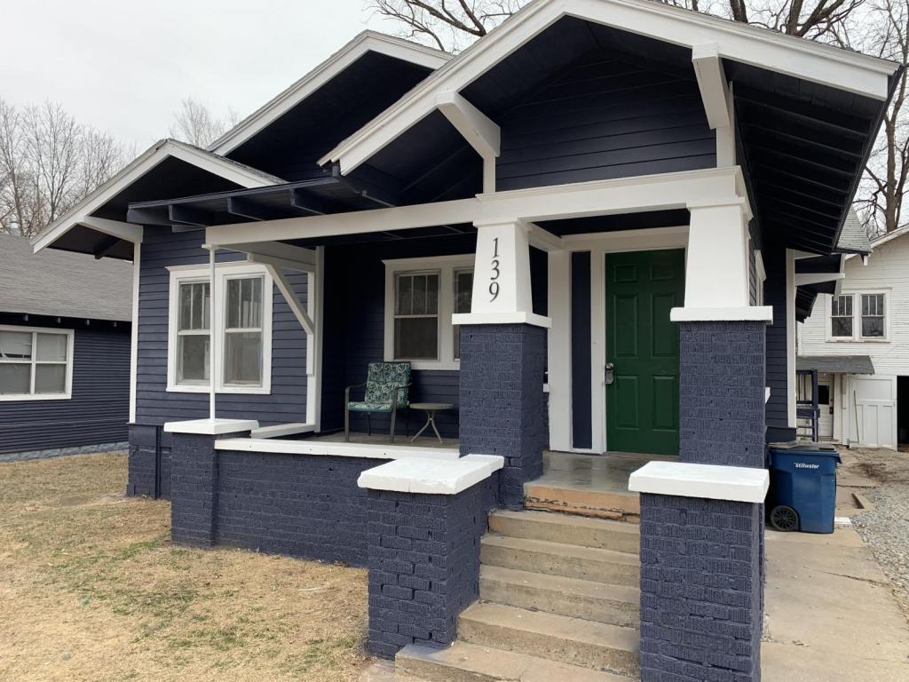 Foto principal - 139 S Lowry St