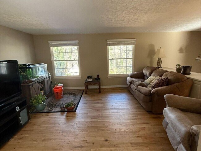 Foto del edificio - 1733 Ellenwood Dr NE