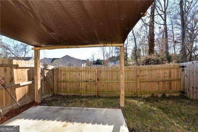 Foto del edificio - 2349 Whiteoak Bend