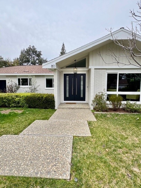 Building Photo - 80 Greenway Dr