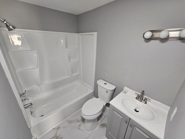 Foto del edificio - Coming Soon-4 Bedroom Townhome