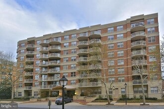 Building Photo - 1200 Braddock Pl