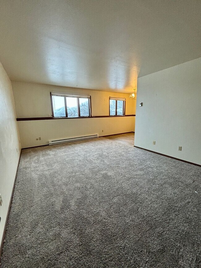 Foto del edificio - 744 Darby St