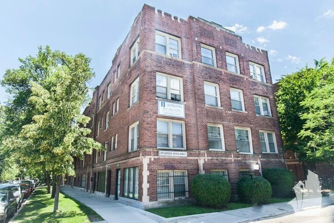 Building Photo - 3257 W Wrightwood Ave