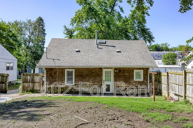 Photo - 4806 Charles St House