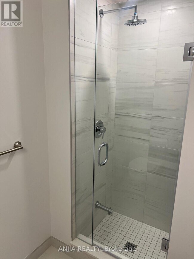 Photo du bâtiment - 55 Cooper St