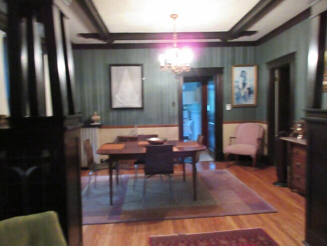 Dining Room - 6936 W Park Ave