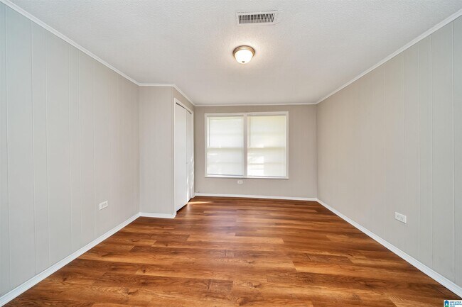 Foto del edificio - 4189 Littleton Sayre Rd