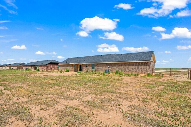 Foto del edificio - New Construction Home In Idalou ISD!