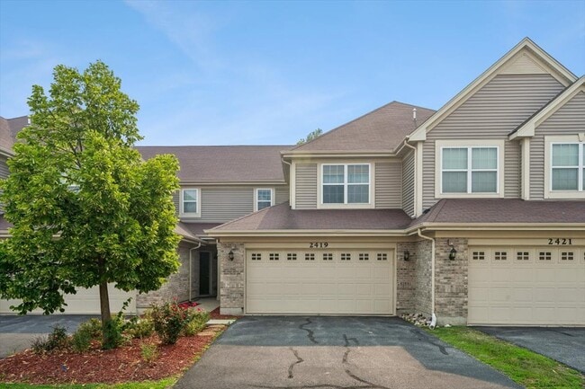 Photo - 2419 Birch St (Des Plaines, IL) Townhome