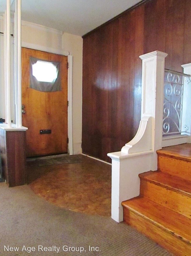 Building Photo - 3 br, 1 bath House - 32 S Fallon Street