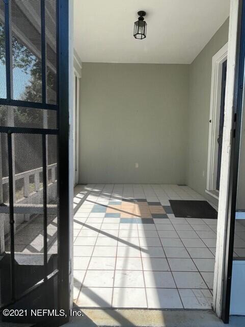 Building Photo - 1722 Kingswood Rd