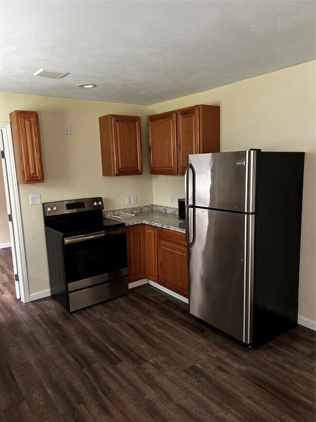 Foto del edificio - 17811 Bamwood Rd