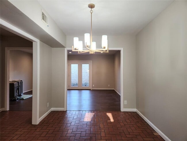 Foto del edificio - 1500 Elton Ln