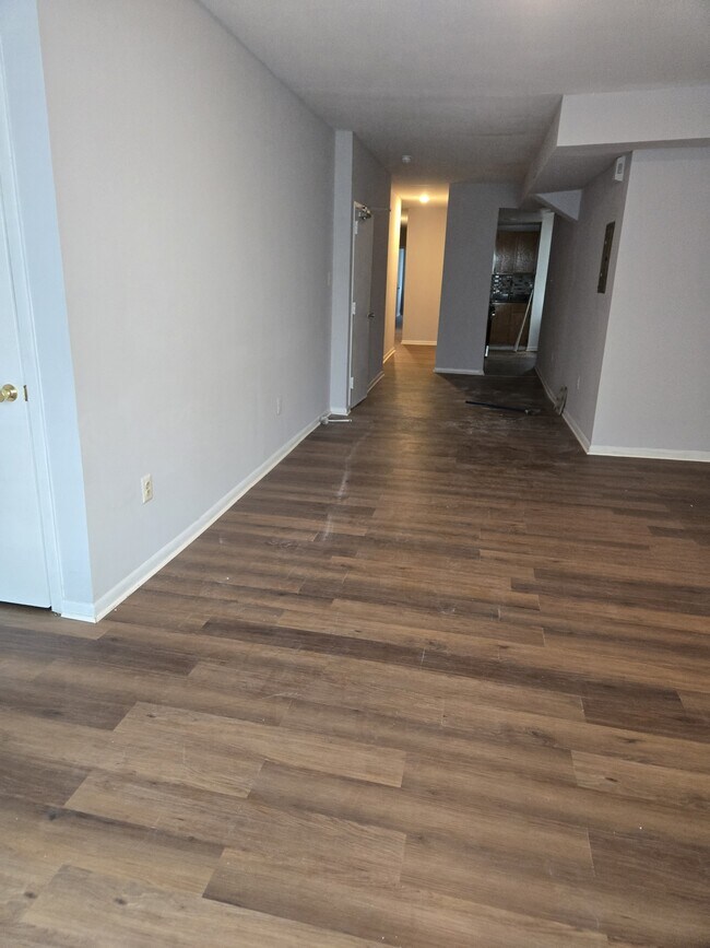 Photo - 4221 W Girard Ave (Philadelphia, PA) Apartment